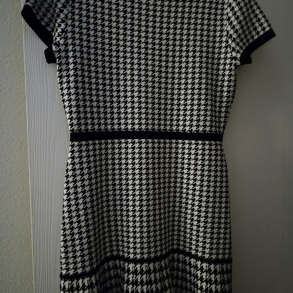 Karl Lagerfeld Black and White Houndstooth Midi Dress